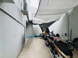 Cực hiếm trung tâm q10 khủng 181m2 ngang 10 x 17m