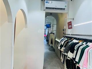 Hàng hiếm q.10 sát vạn hạnh mall 4 tầng đẹp kinh doanh đa ngành 19.x tỷ.