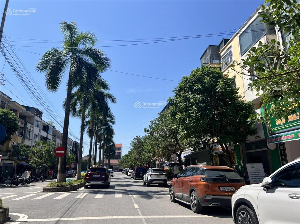 Cc cần bán liền kề số 6 tân tây đô  kđt trên trục ql32  ô tô vào nhà. giá tốt chỉ 14,7 tỷ