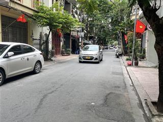 Nhà vip phân lô, xuân la, 5 tầng, gara ô tô, 38m2, 12.2 tỷ.