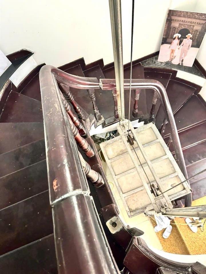 Giảm sốc 10 tỷ  chủ cực thiện chí  ngã 6 xã đàn  vỉa hè đá bóng  sổ vuông đét