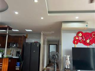 Quỹ căn hộ 20 căn tại chung cư oct rescocổ nhuế,em đang có căn góc tầng thấp,giá chỉ trên 6 tỷ