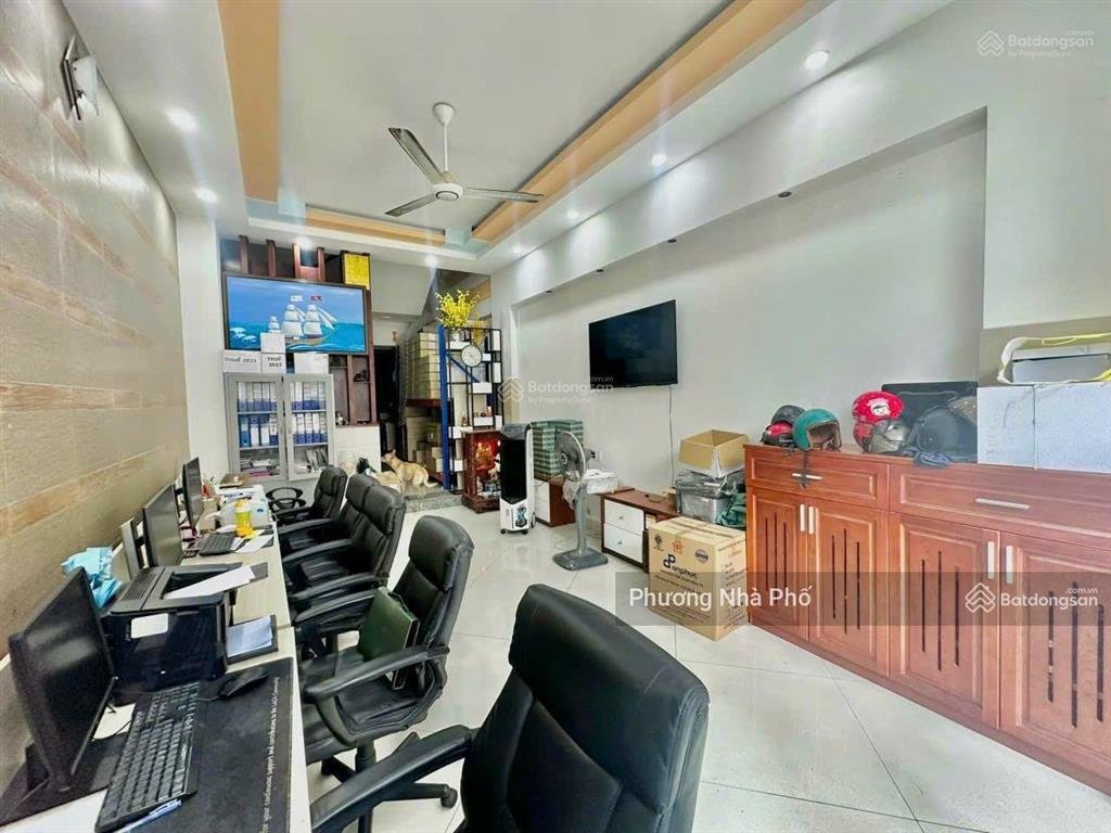 Giảm 2 tỷ bán gấp mặt tiền nguyễn văn trỗi, ngang 5,4m, giá chốt 33 tỷ tl