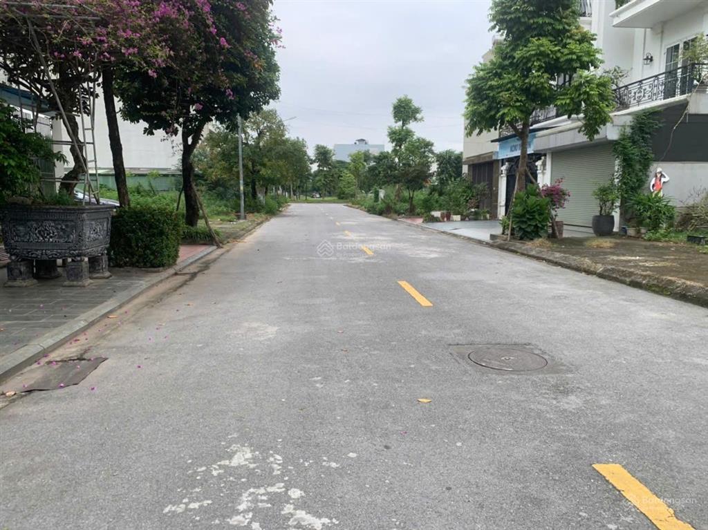 Cho thuê kho, nhà xưởng tại kđt tân hồng  đông ngàn, 12 triệu/th, 200m2