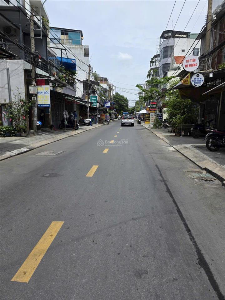 Mtdk đường nguyễn văn công. 4x15m, 4 tầng kiên cố. 9 tỷ còn tl. cực hiếm.