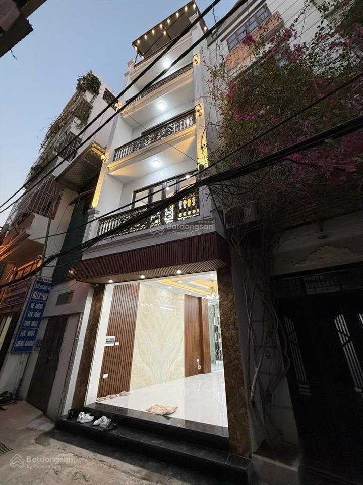 Nhà 40m2 nhỉnh 5 tỷ nhà 5 tầng quang trung ô tô đỗ cửa đẹp nhất phố