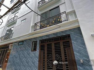 Nhà 38m đại mỗ giá hơn 5 tỷ thoáng sáng 3 mặt giá đẹp nhất phố, sổ đầy đủ