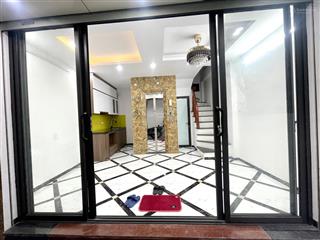Siêu phẩm thanh nhàn thang máy 30m, 5 tầng, 7.9 tỷ