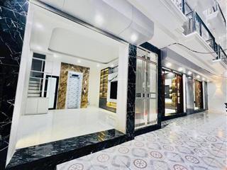 Siêu phẩm thang máy trung phụng, 30m2, 5 tầng, 8.7 tỷ