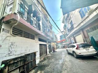 Nhà 3 tầng ~ 55m2 hxh ngay hàng xanh sát quận 1 chỉ 7 tỷ k