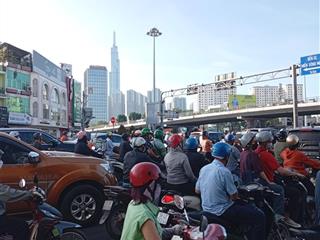 Nhà 82m2 hẻm xe hơi ngay hông quận 1 ngã 4 hàng xanh giá tốt 10 tỷ
