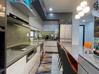 Bán căn hộ chung cư tầng 8 toà văn phòng tư đảng số 44 ngõ 260 đội cấn.
