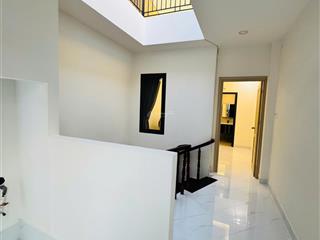 Bán nhà hẻm xe hơi 565 nguyễn trãi  43m2  xây mới 100%, tặng full nội thất