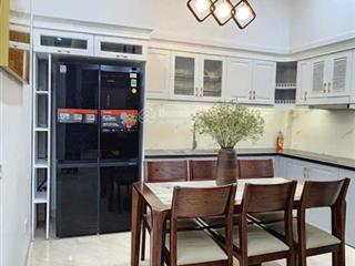 Giảm chào 1 tỷ  cần bán gấp căn nhà mỹ đình, s 35m2, nhỉnh 6 tỷ, mt 4.5m, 6 tầng, vf3 đỗ cửa vài