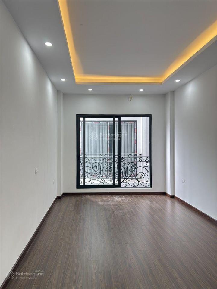 Nhà vị trí đẹp, 35m, 5 tầng, nam từ liêm giá tốt 5.65 tỷ