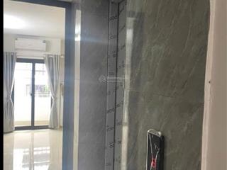 Cổ nhuế56m2 tòa chdv7 tầng thang máy pccc tự động 10 phòng kk 2thoáng. vị trí nhiều trường