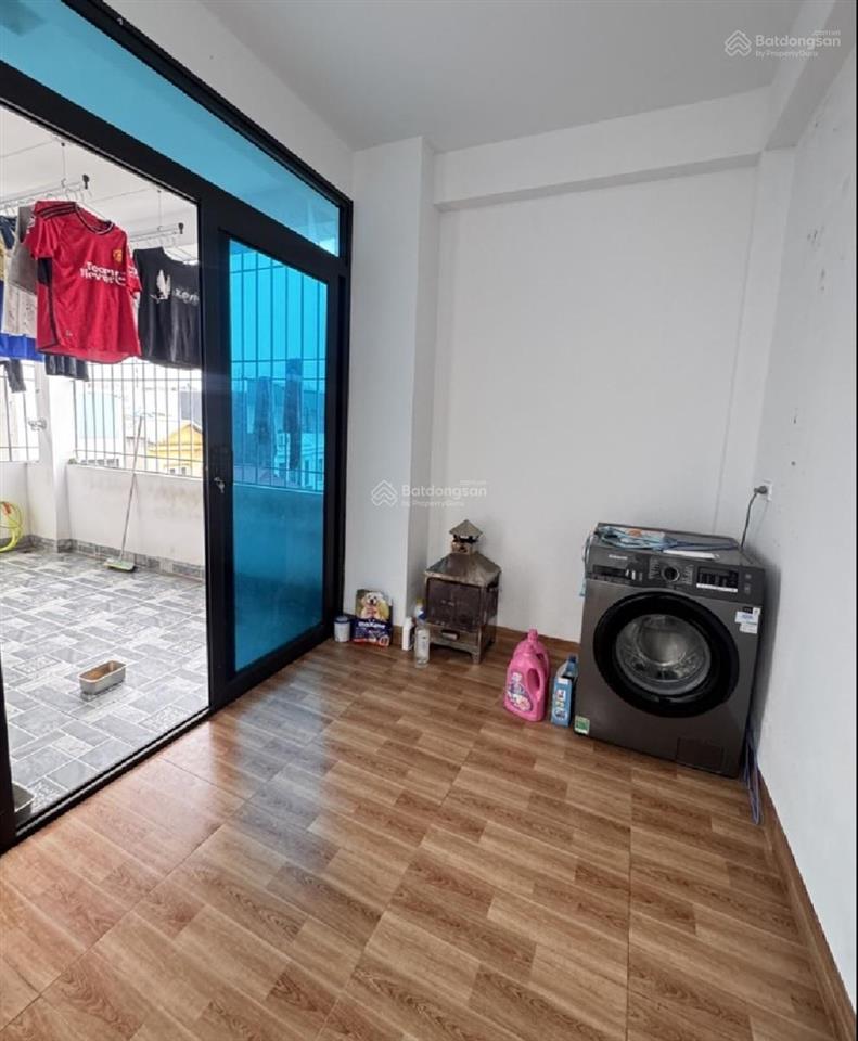 Chỉ hơn 7 tỷ có ngay nhà 81m² hai mặt thoáng ngõ thông gần ô tô tránh tại trung tâm thụy phương