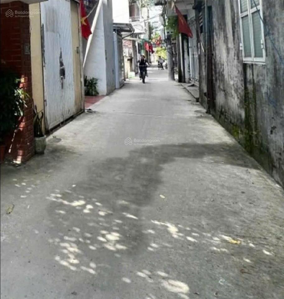 Chỉ hơn 7 tỷ có ngay nhà 81m² hai mặt thoáng ngõ thông gần ô tô tránh tại trung tâm thụy phương