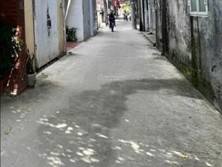 Chỉ hơn 7 tỷ có ngay nhà 81m² hai mặt thoáng ngõ thông gần ô tô tránh tại trung tâm thụy phương