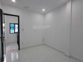 Nhà hẻm thông đường cách mạng tháng 8 p12 q10. diện tích 39 m2. giá 7,2 tỷ