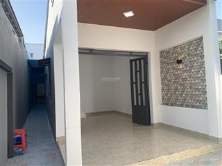 Bán nhà cấp 4 sổ hồng riêng đường lê văn lương nối dài  long hậu  cần giuộc long an