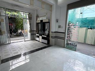 Cho thuê mặt bằng căn góc rộng 50m2, phù hợp làm nail, spa, tiệm ăn uống