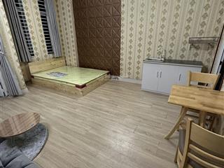 Phòng ban công full nội thất ngay quang trung, không tính phí xe thuận tiện đi trung tâm tp sân bay
