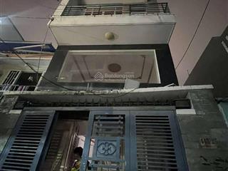 Cách cầu chà và 200m  chdv 9 phòng, doanh thu 40tr/tháng, 83m2, 5 tầng