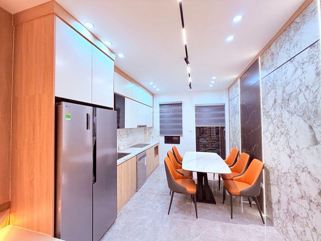 Bán nr tại đức giang, 8,4 tỷ, 52m2, 4pn, 3wc, q.long biên, hn  hàng hiếm giá ưu đãi