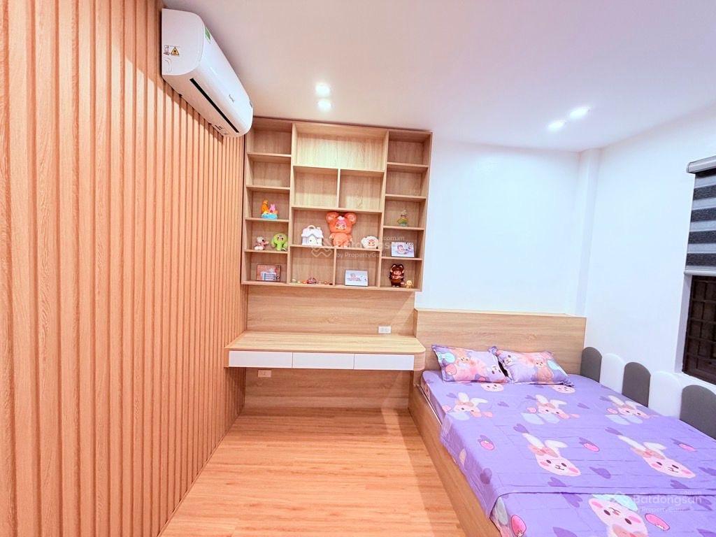 Bán nr tại đức giang, 8,4 tỷ, 52m2, 4pn, 3wc, q.long biên, hn  hàng hiếm giá ưu đãi