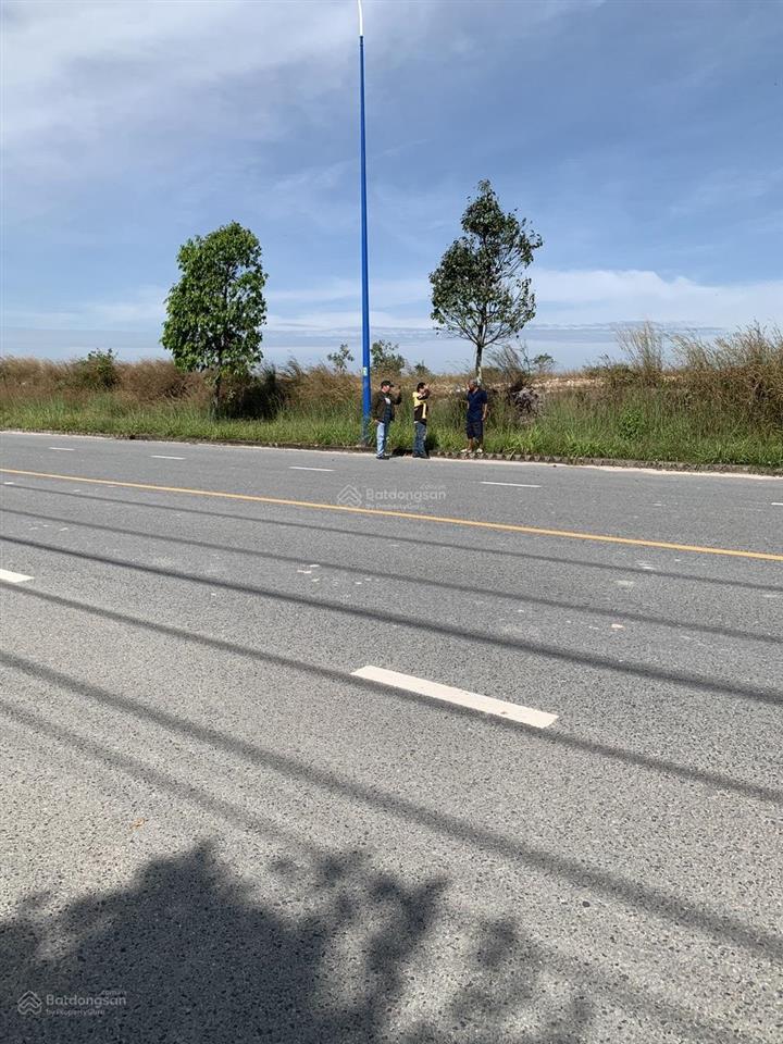 Cần bán đất trong kcn bàu bàng từ 6ha trở lên hạn skc 2066 (giá 3,26 triệu/m²)