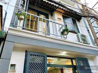 Quang trung  phân khúc chỉ hơn 3 tỏi  nhà mới dọn vào ở ngay