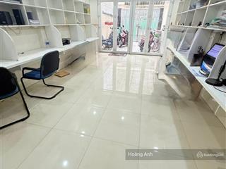 Hẻm xe hơi  diện tích lên đến 84m2  các phòng đều thoáng mát.ban gấp giảm từ 9t5 xuống còn 8t5