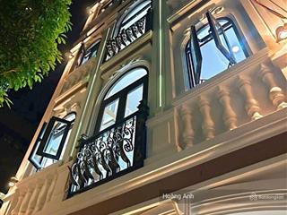 Chdv 20 phòng khép kín  dòng tiền 1,5t/năm (tính ra 8%/năm) khá hiếm  ngay đh công nghiệp 4