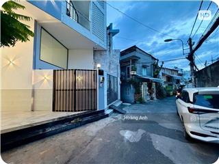 Mặt tiền xe hơi tránh  5 tầng sân thượng  full nội thất