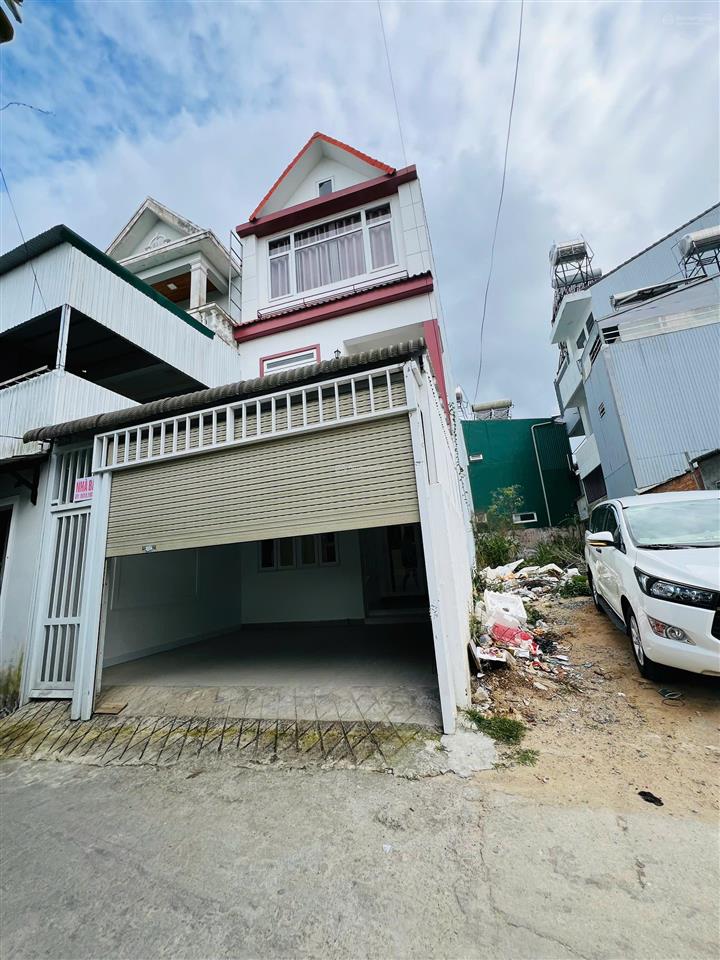 Chính chủ bán nhà dt 81.5 m² tại đào duy từ, p4, tp đà lạt. thể kinh doanh khách sạn, full nội thất