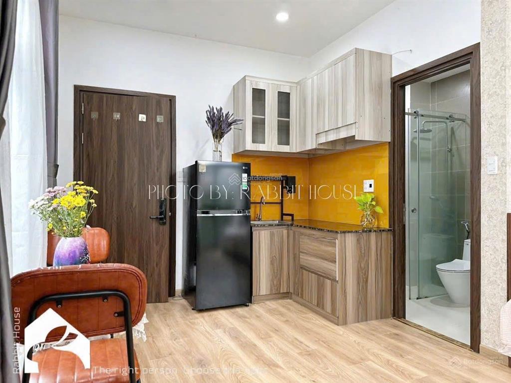 Khai trương phòng mới 100% có ban công thoáng 35m2 full nt gần q1, q3 tại huỳnh văn bánh, phú nhuận