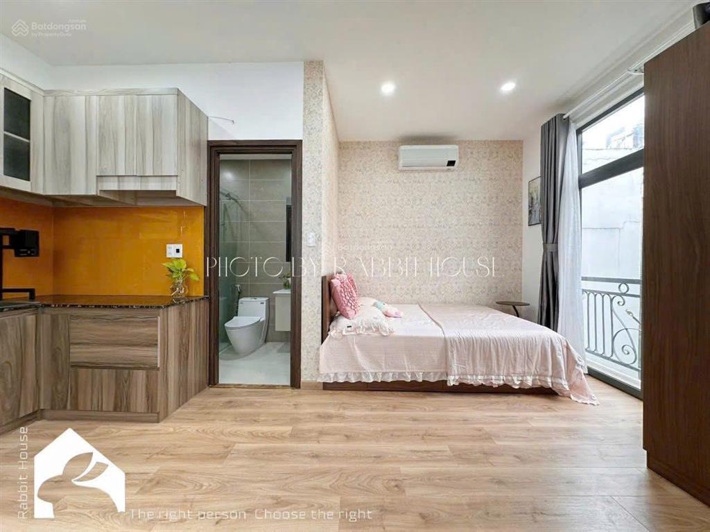 Khai trương phòng mới 100% có ban công thoáng 35m2 full nt gần q1, q3 tại huỳnh văn bánh, phú nhuận