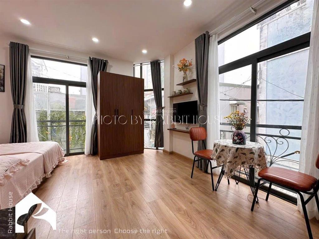 Khai trương phòng mới 100% có ban công thoáng 35m2 full nt gần q1, q3 tại huỳnh văn bánh, phú nhuận