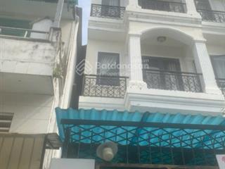 Ngân hàng định giá 9 tỷ 5, chủ kẹt tiền bán lỗ 7,6 tỷ nhà 4 tầng đẹp, hẻm thông, p.11 gò vấp