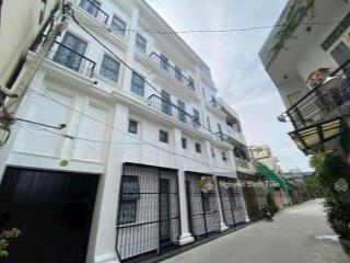 Chdv cao cấp 5 tầng 205m2 full nội thất dòng tiền 70tr/ tháng gần trường cđ công nghệ thủ đức.