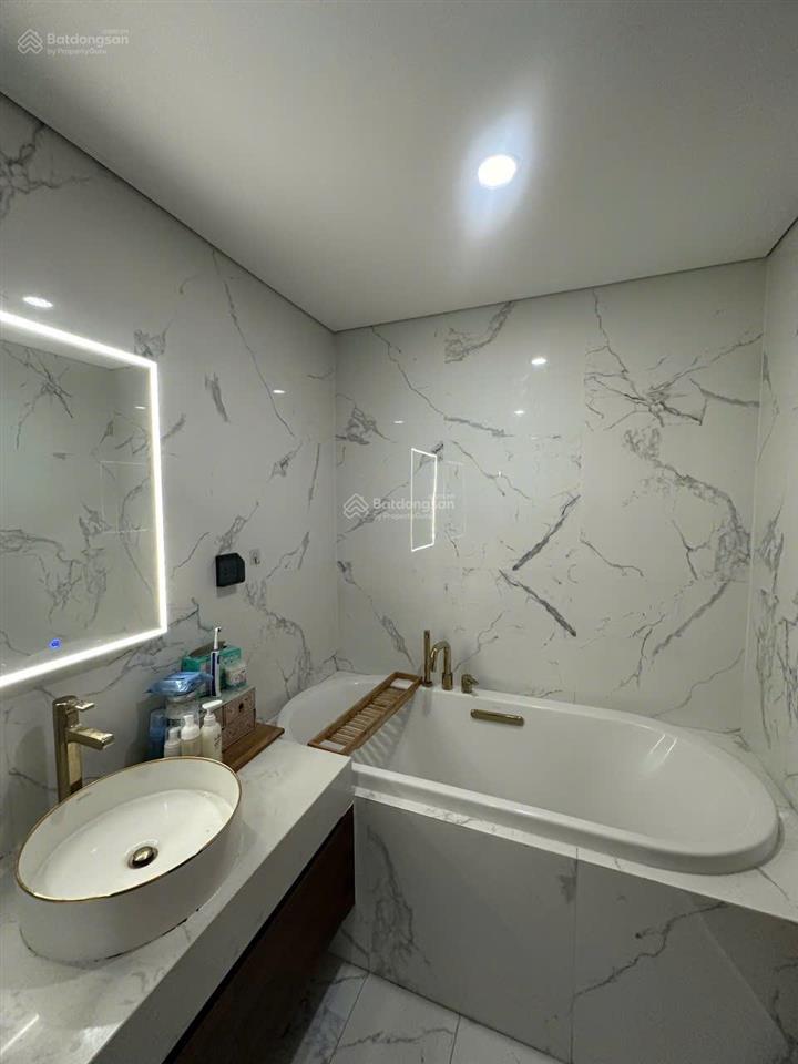 Bán nhanh căn hộ sunshine city dt 96m2