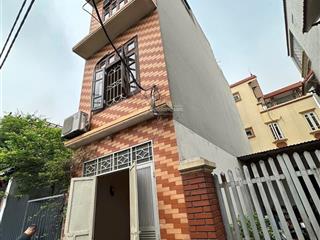 Cần tiền bán gấp mặt phố bắc cầu, ngọc thụy, ô tô kinh doanh nhỏ vị trí đẹp 35m2 giá nhỉnh 4 tỷ