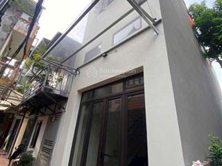 Chủ cần tiền bán gấp nhà riêng tại bắc cầu, 3,85 tỷ, 42m2, 3pn + 2wc + 3 tầng