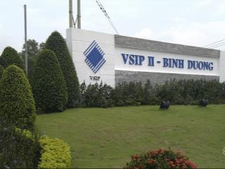 Cách kcn vsip2 200m là lô đất 300m2 ở đ. n9, p. vĩnh tân, tân uyên chỉ 550 triệu, đường 9m, sổ sẵn.