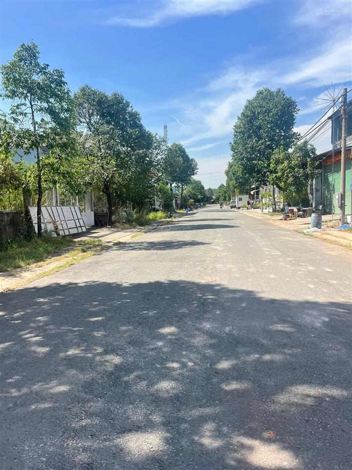 Chính chủ bán đất d11 lai uyên, bàu bàng chỉ 720 triệu cách trung tâm hành chính bầu bàng 300m, shr