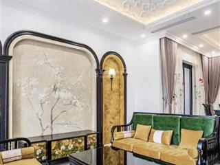 Biệt thự liền kề 300m2 4 tầng thiết kế tân cổ điển sang trọng