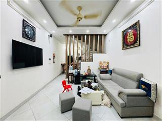 Chính chủ bán nhà ngon phố thuỵ khuê 40m2 8.9tỷ