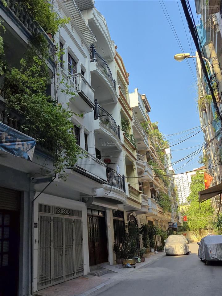 Hiếm vừa ở vừa kinh doanh, phân lô, lô góc , mt 15m, ngã 3 ô tô tránh, khuất duy tiến, thanh xuân