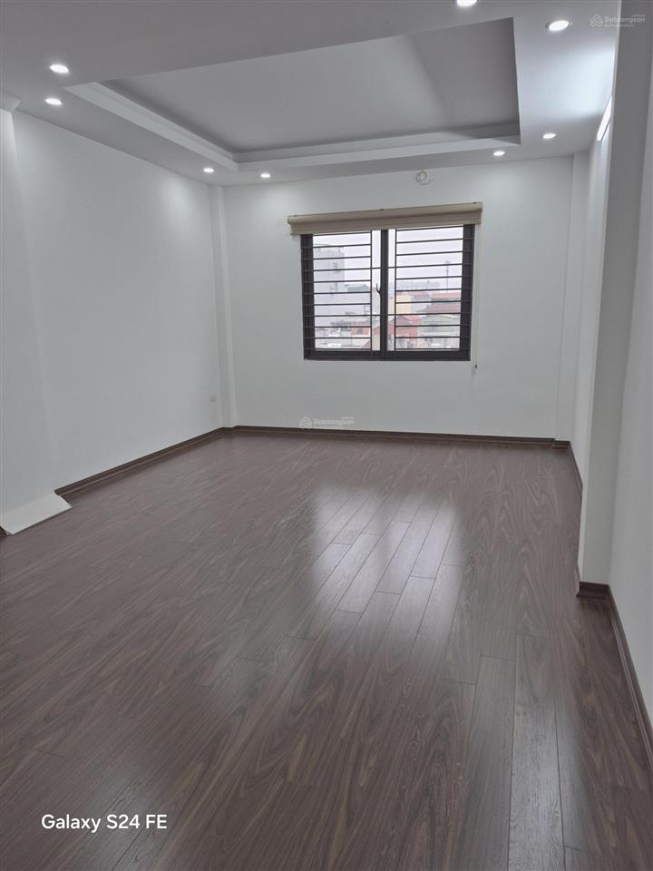 Bán nhà phố 5 tầng, thang máy, mặt tiền 7,2m, ngã tư khuất duy tiến, lê văn lương, thanh xuân